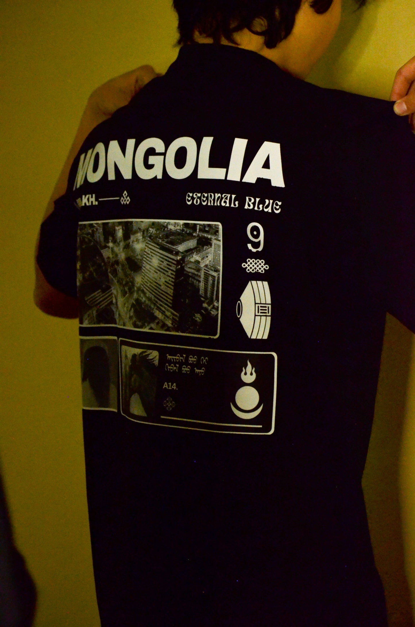 Монгол футболк