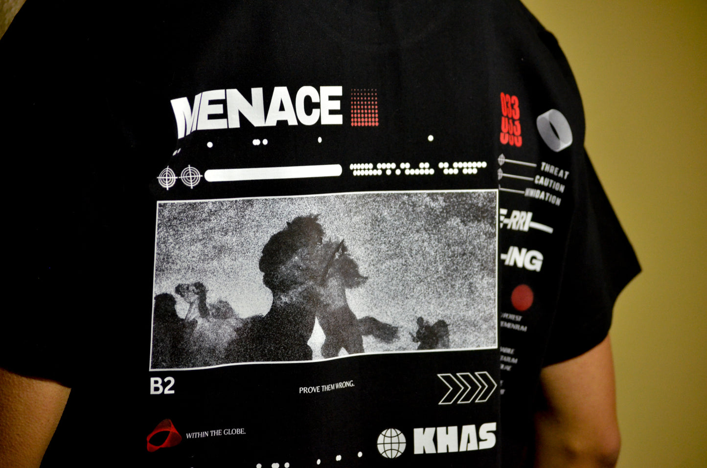 Menace футболк